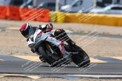 media/Apr-10-2022-SoCal Trackdays (Sun) [[f104b12566]]/Turn 2 (1135am)/